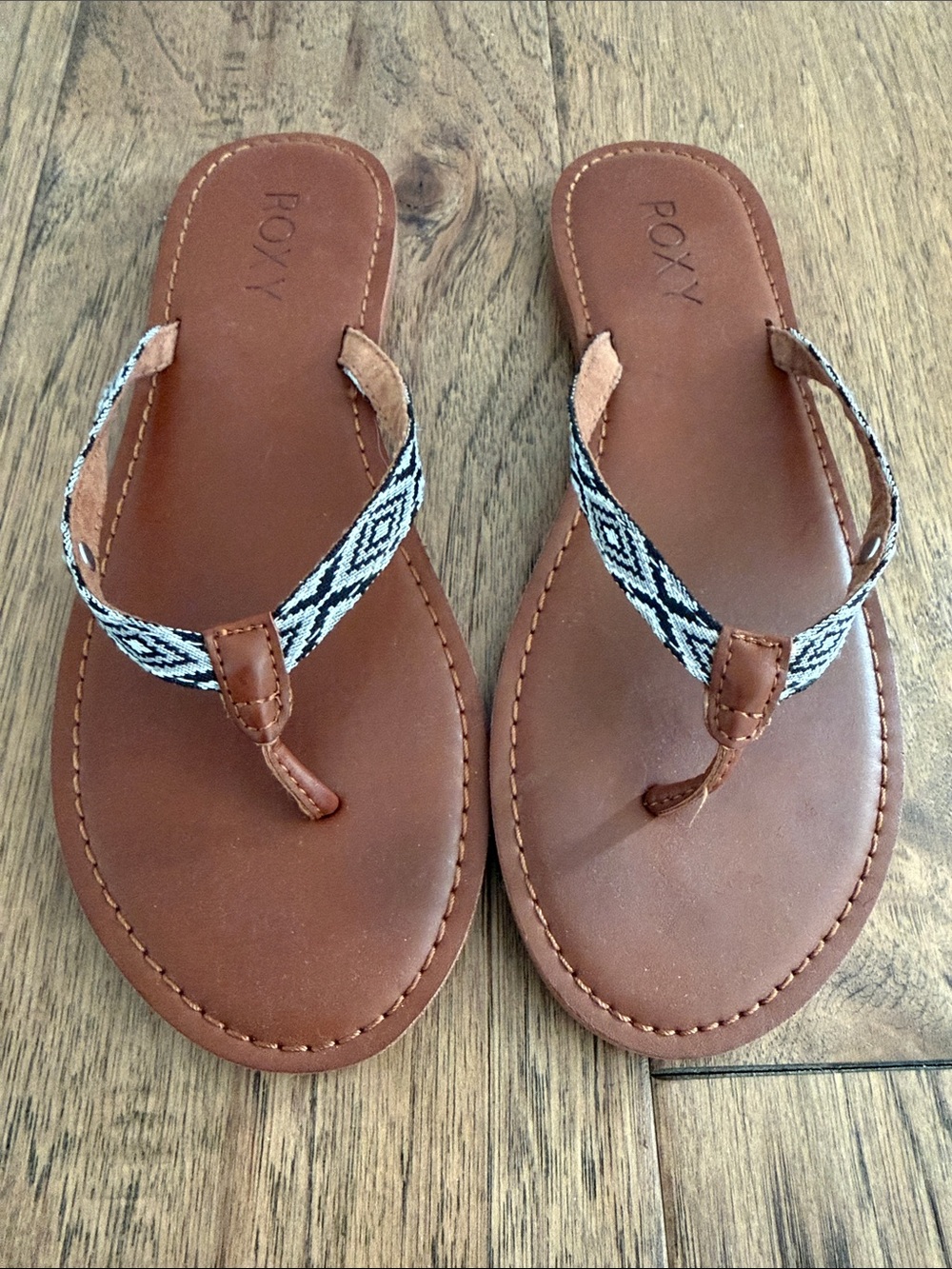 Roxy Brown Footbed Sandals with Black & White Patterned Straps